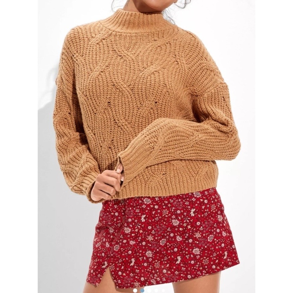 American‎ Eagle Womens Mock Neck Cable Knit Sweater Boxy Fit Tan Sz Small